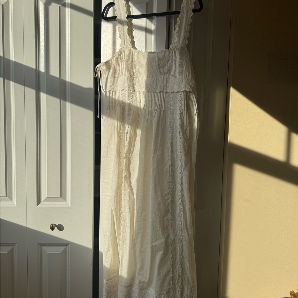 The Lux Nightgown in soft ivory - Hill House